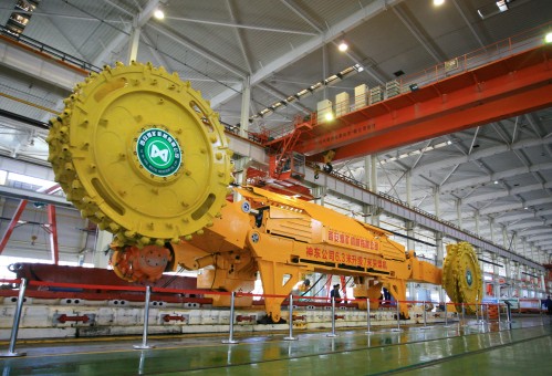 西煤機(jī)7米采高采煤機(jī)在神東公司大柳塔煤礦月產(chǎn)百萬(wàn)噸